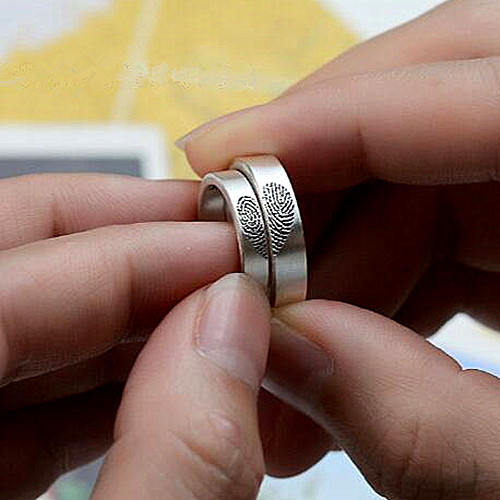 personalised fingerprint engraving name plate jewellery supplier online custom word rings manufacturers